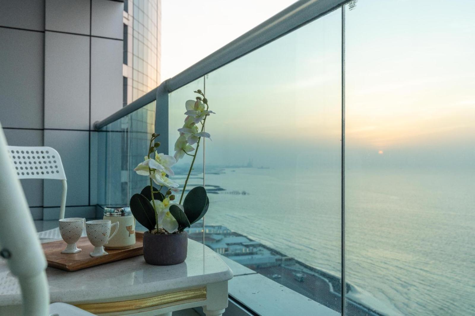 Ocean View Luxury Suites Ajman Luaran gambar