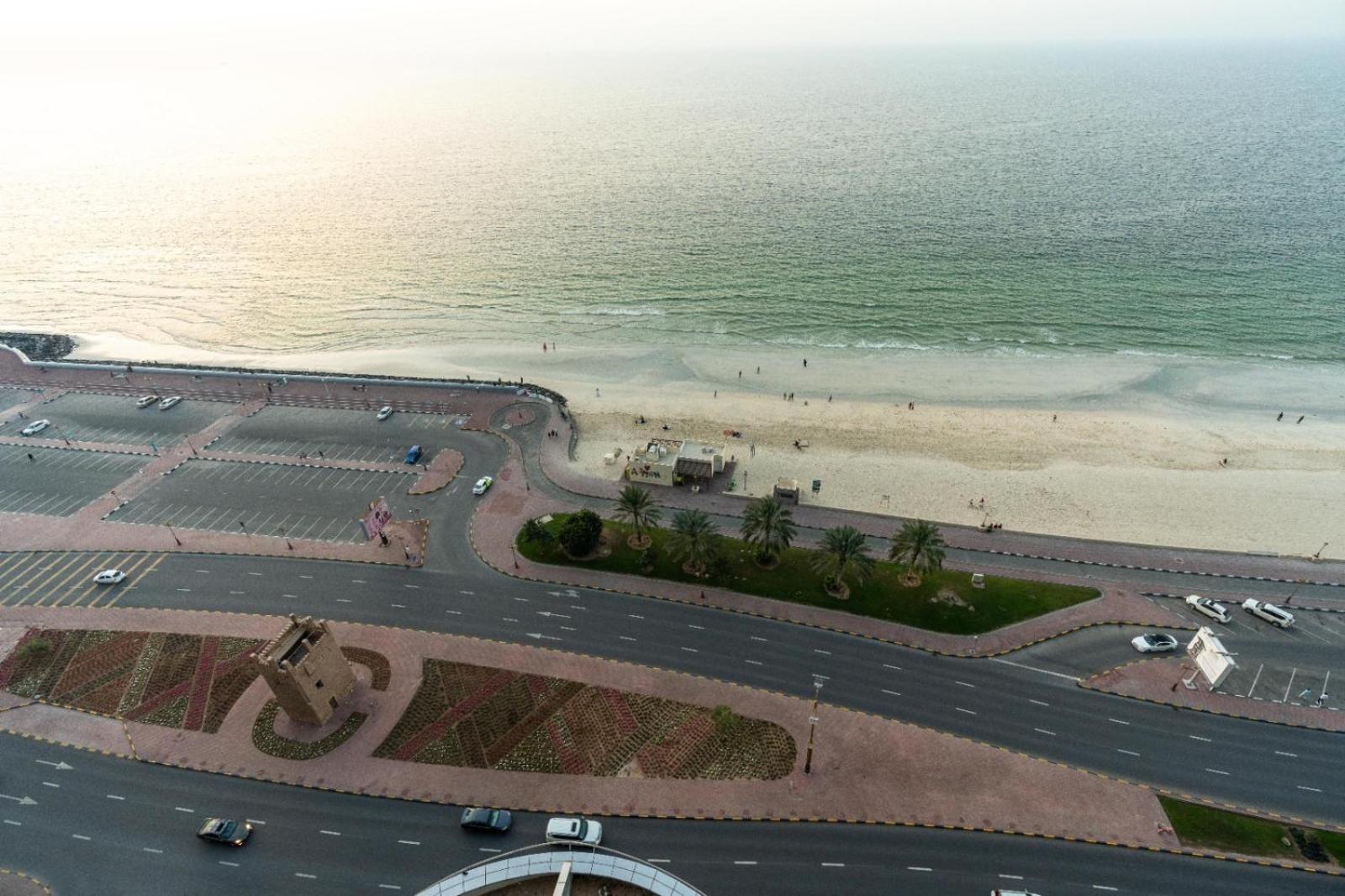 Ocean View Luxury Suites Ajman Luaran gambar
